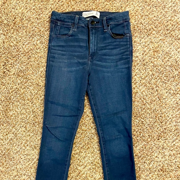 Abercrombie and Fitch ultra skinny high rise - Picture 3 of 3